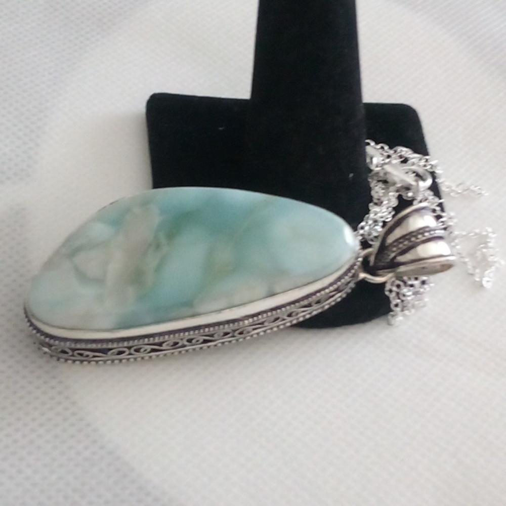Huge 100ct flawless larimar pendant ๐ค - Picture 3 of 5